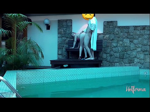 ❤️ Le patron invite la femme de chambre à la piscine, mais n'a pas pu résister à une chaude ❤❌ Fucking at fr.mrpornogratis.ru ☑