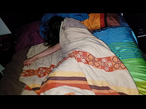 ❤️ Beau-fils réprimandant sa jeune belle-mère pendant qu'elle dort. ❤❌ Fucking at fr.mrpornogratis.ru ☑